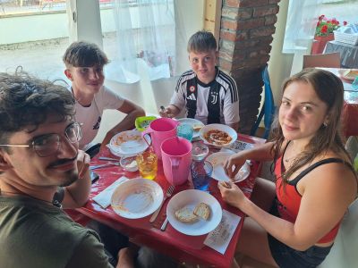 Clicca per vedere l'immagine alla massima grandezza
